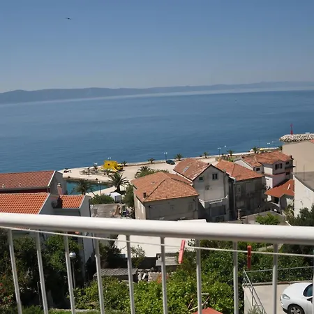 Apartament Boric Darko *