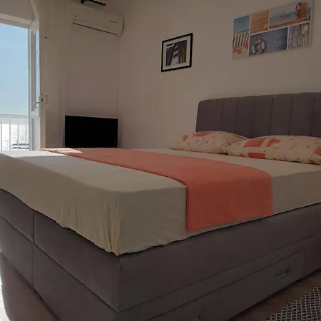 Apartament Boric Darko