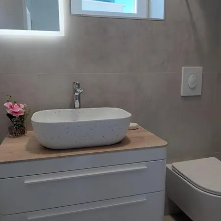 Apartament Boric Darko *