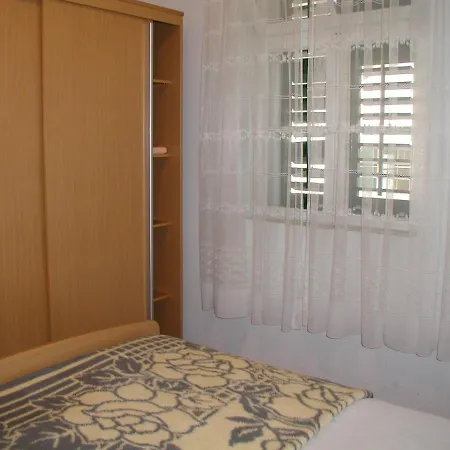Boric Darko Apartamento Podgora